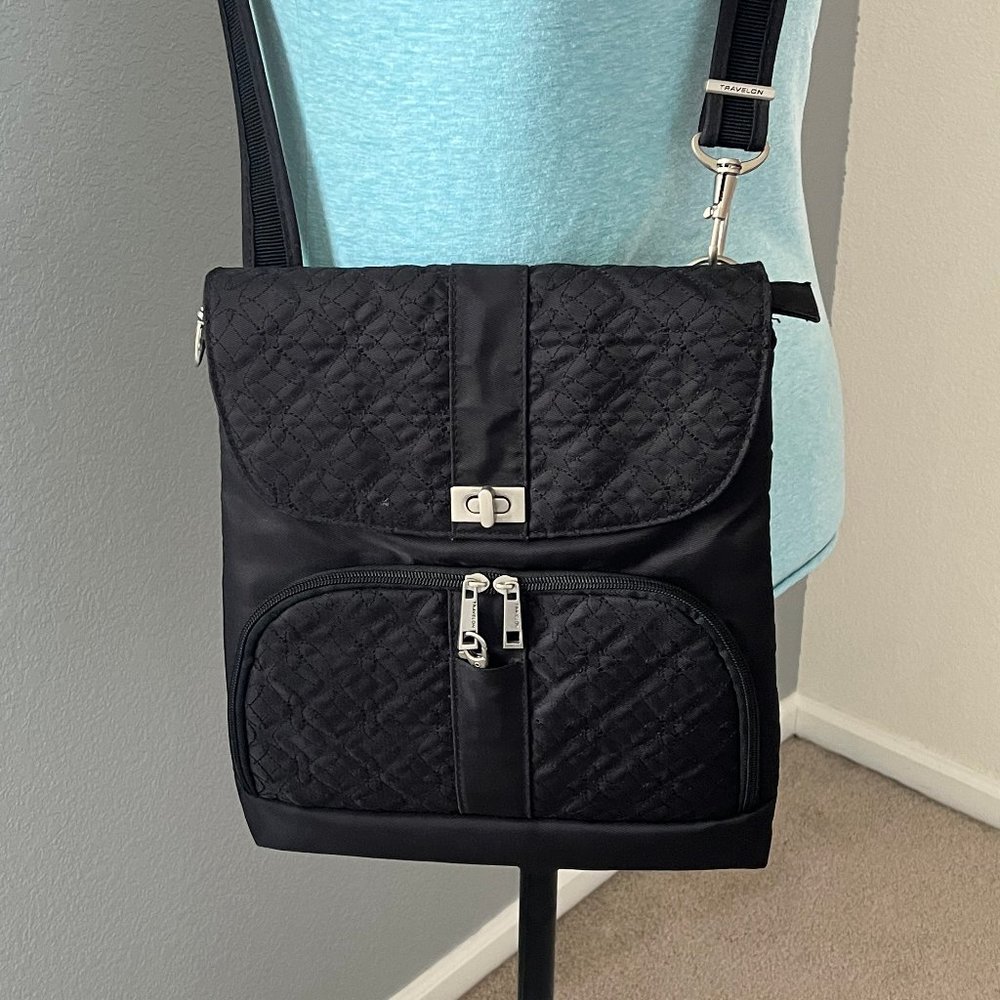 Travelon Anti-Theft Quilted Cross-body Travel Bag